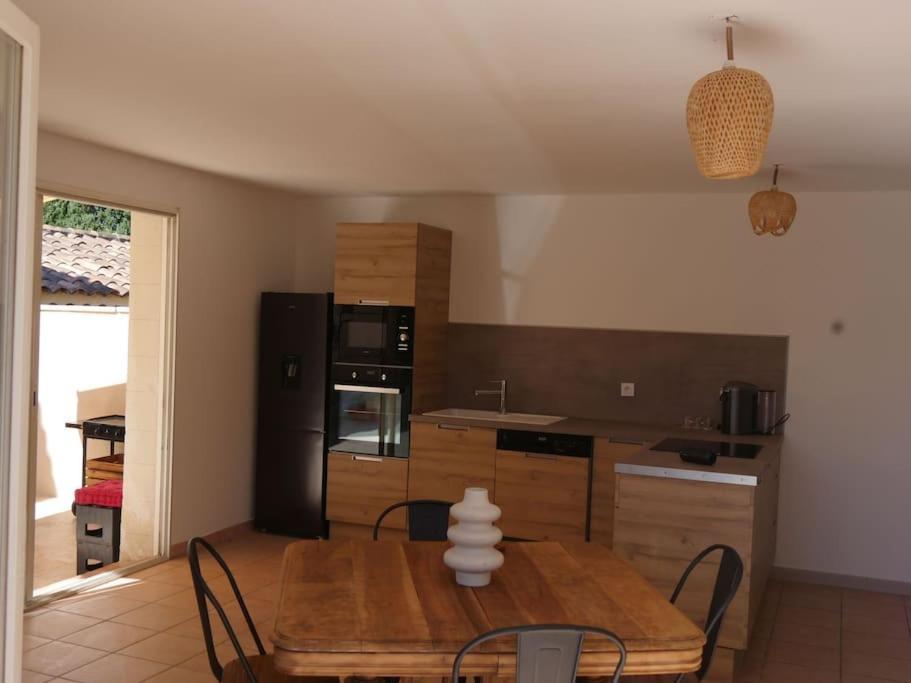 Holiday home Luciole Des Alpilles